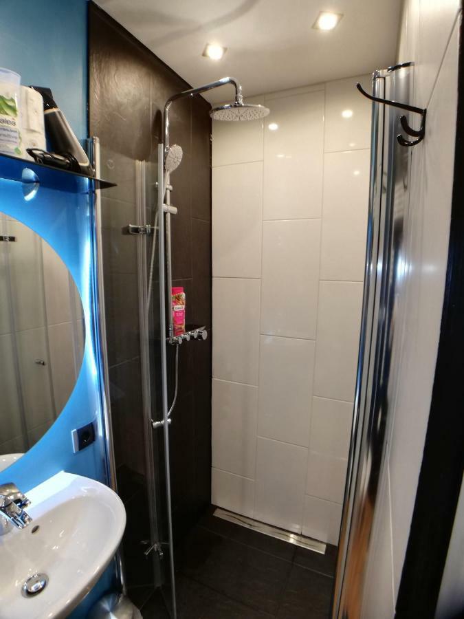 Dream & Relax Apartment's Messe 3*